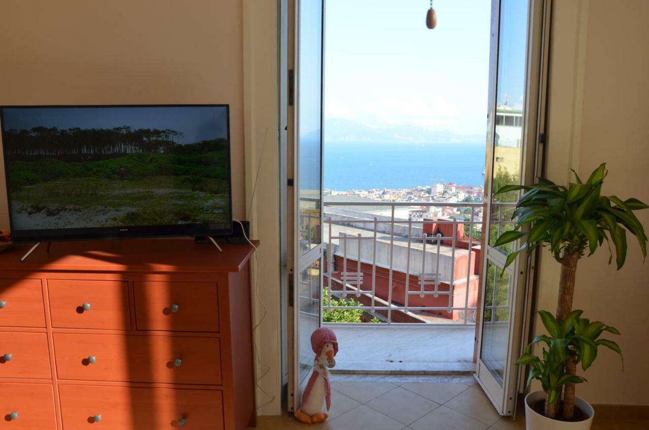 Appartamento Panoramico "Il Glicine" ナポリ エクステリア 写真